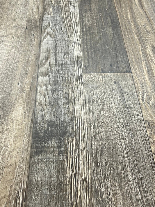 Planks of wood grain vinyl