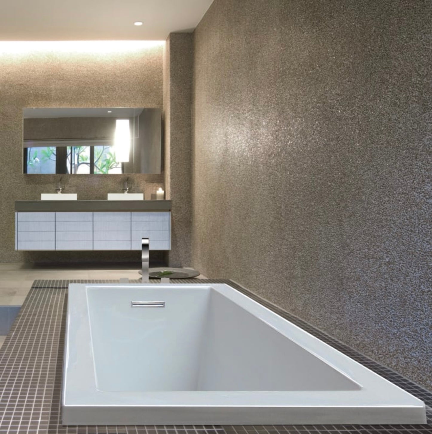 MTI Andrea 3 Air Tub 72" x 36" x 20-1/4"