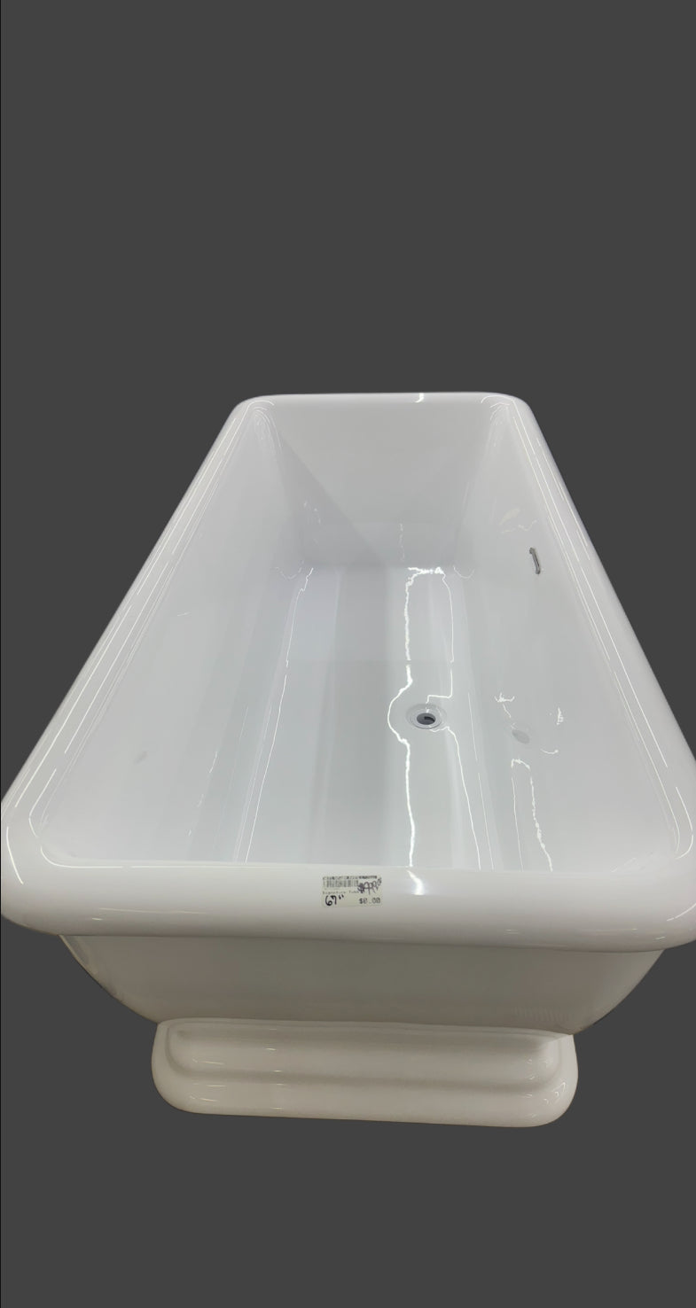 67" Free Standing Tub