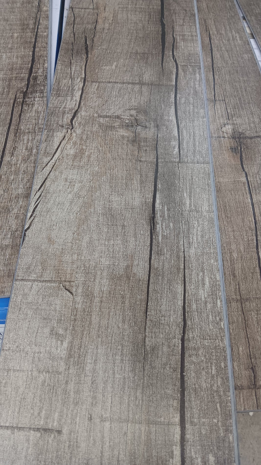 Planks of wood grain vinyl