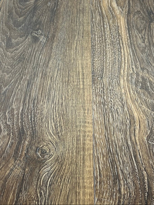 Planks of wood grain vinyl