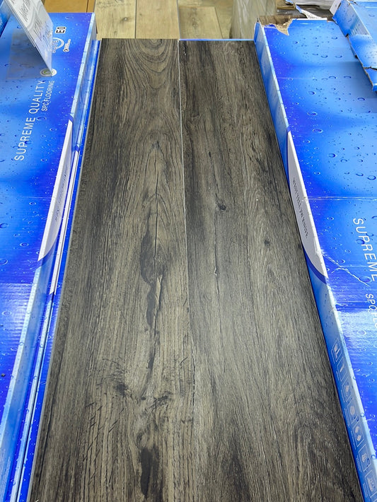 Planks of wood grain vinyl